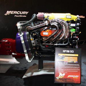 Mercruiser Mercrury Racing 700 SCi