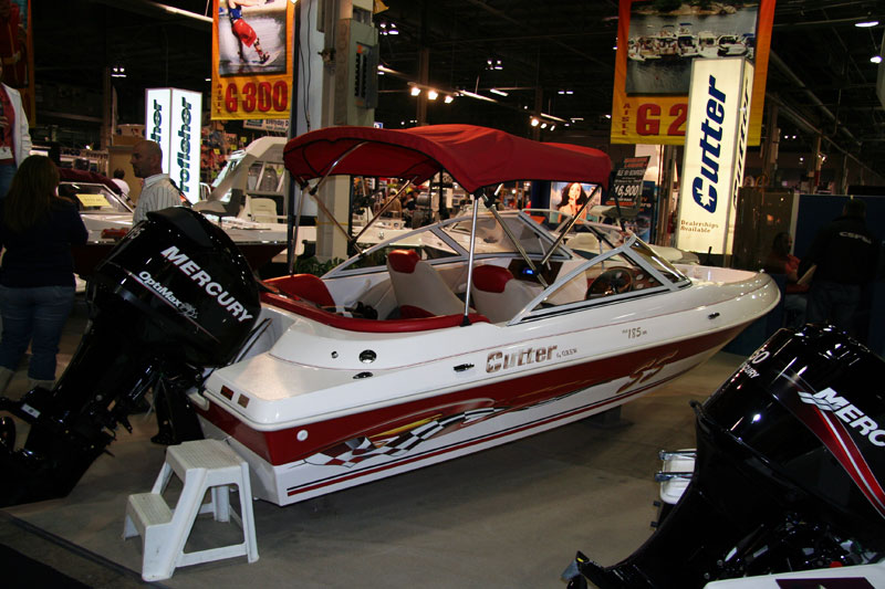 Cutter at 2009 TIBS