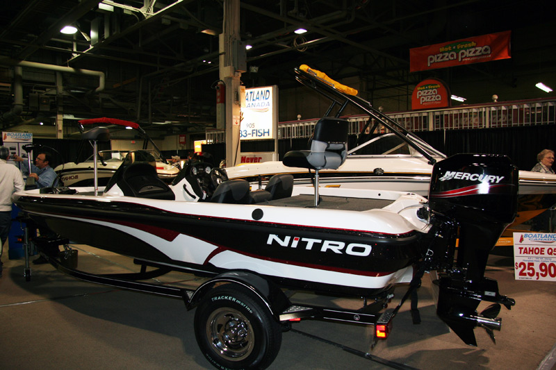 Nitro Bass Boat at 2009 TIBS